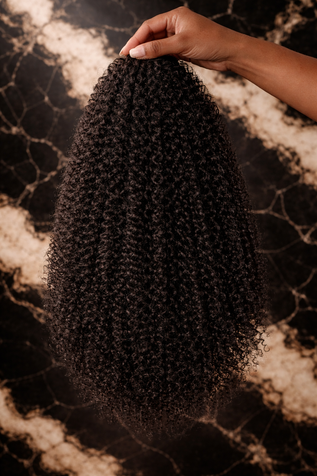 Extension bouclée avec cordon de serrage, style afro